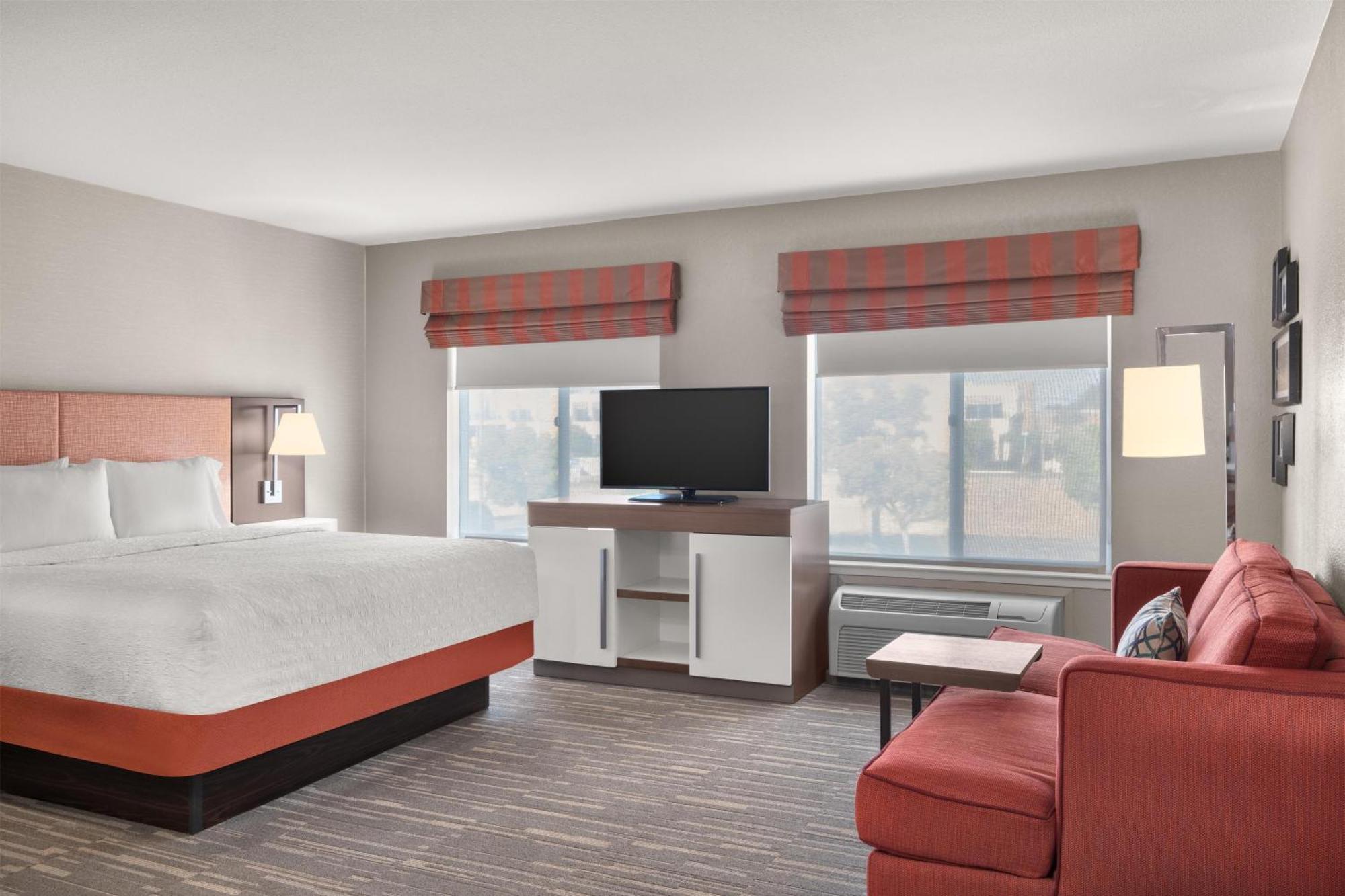 King Studio Suite with Sofa Bed - Non-Smoking,1765820891:JPEG
